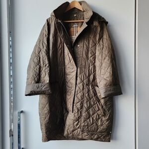 Burberry London Oversized Quilted Rain Jacket